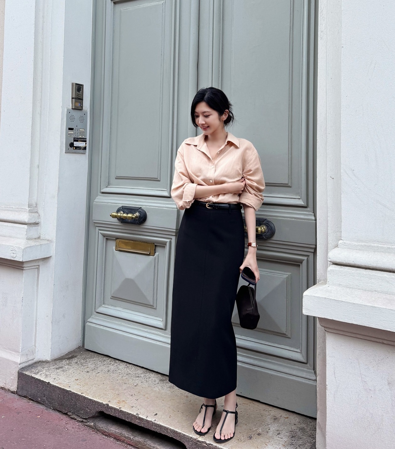 4 kiểu áo amp;#34;tinh hội hội tụamp;#34; mà dân công sở rất mê, mặc từ mùa xuân đến mùa hè vẫn đẹp amp;#34;bất bạiamp;#34; - 3