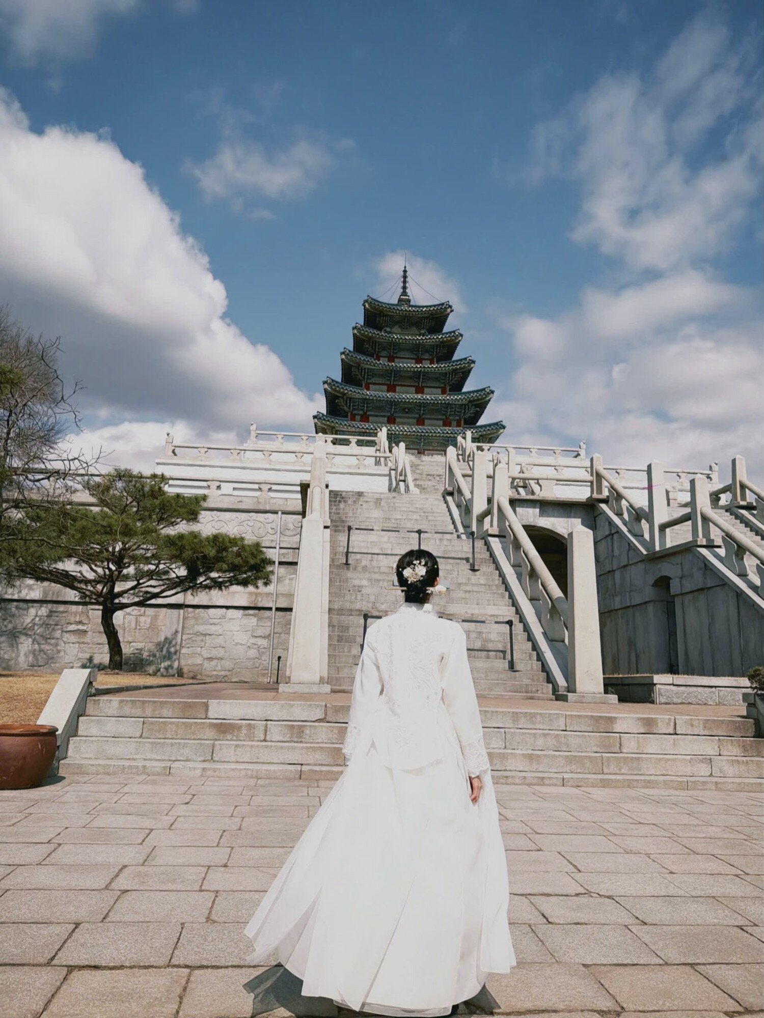 Hoa hậu Thanh Thủy được khen amp;#34;như xé truyện bước raamp;#34; trong trang phục hanbok - 3