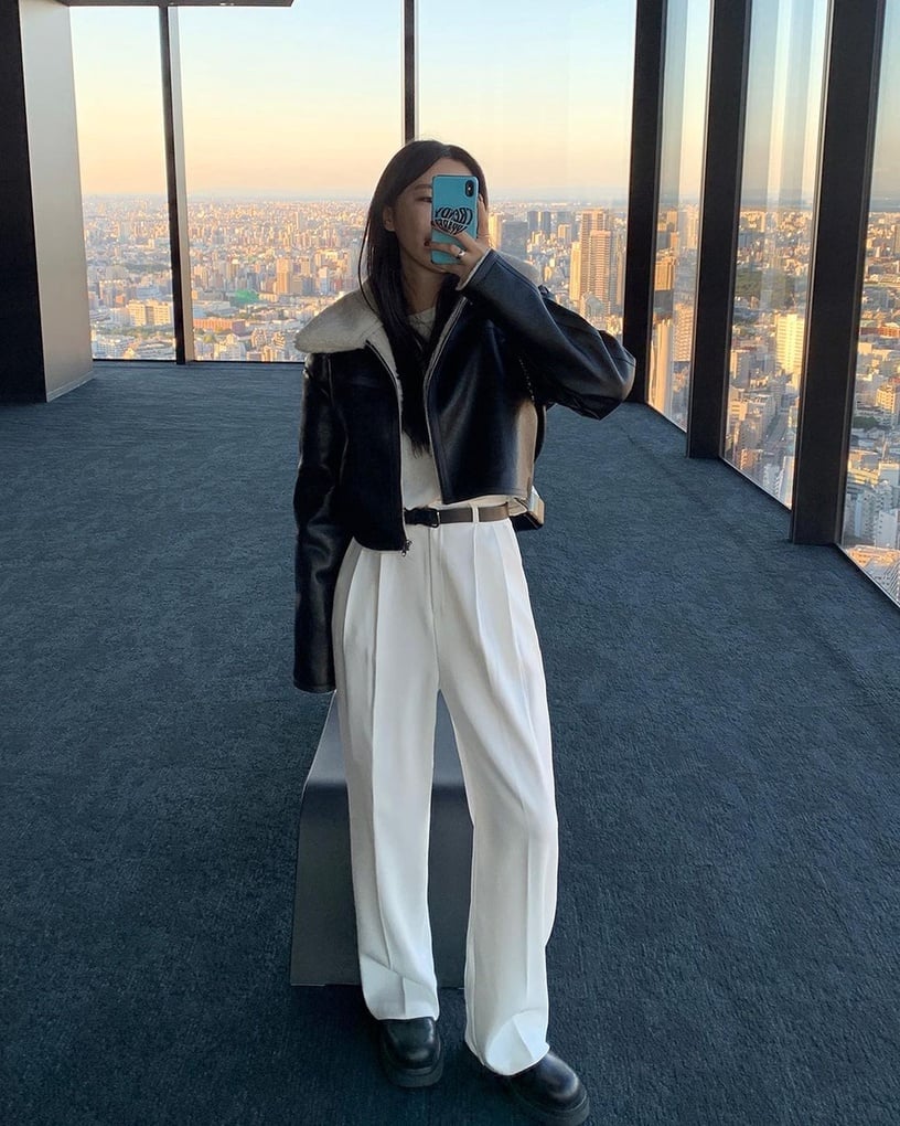 Ngoài U40, đây chính là 4 kiểu áo khoác amp;#34;hack tuổiamp;#34; đỉnh cao, chị em chỉ cần có 1 là trẻ hơn hẳn - 4