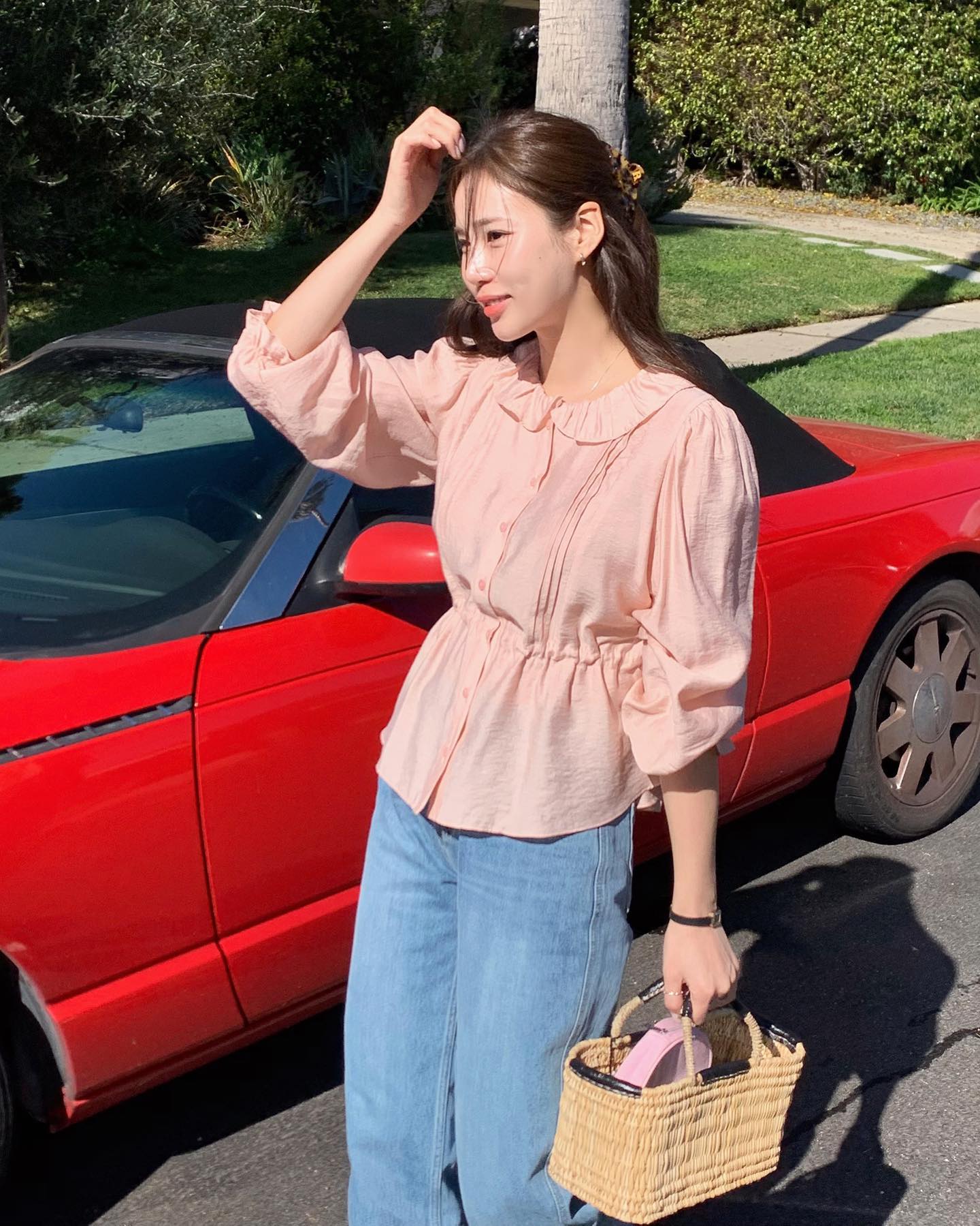 Không cần cầu kỳ, 4 outfit công sở ngày Hè này giúp chị em vừa mát mẻ lại tươi tắn, diện lên xinh xắn hẳn - 7