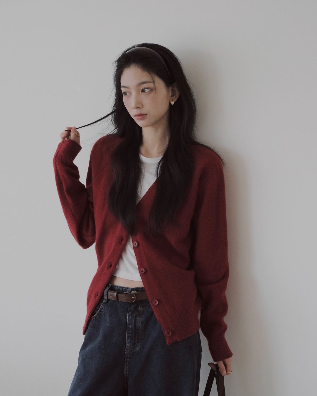 Mặc quần jeans muốn trông sành điệu hơn nhất định phải biết 5 kiểu áo khoác này, phối đi làm hay dạo phố đều đẹp - 5