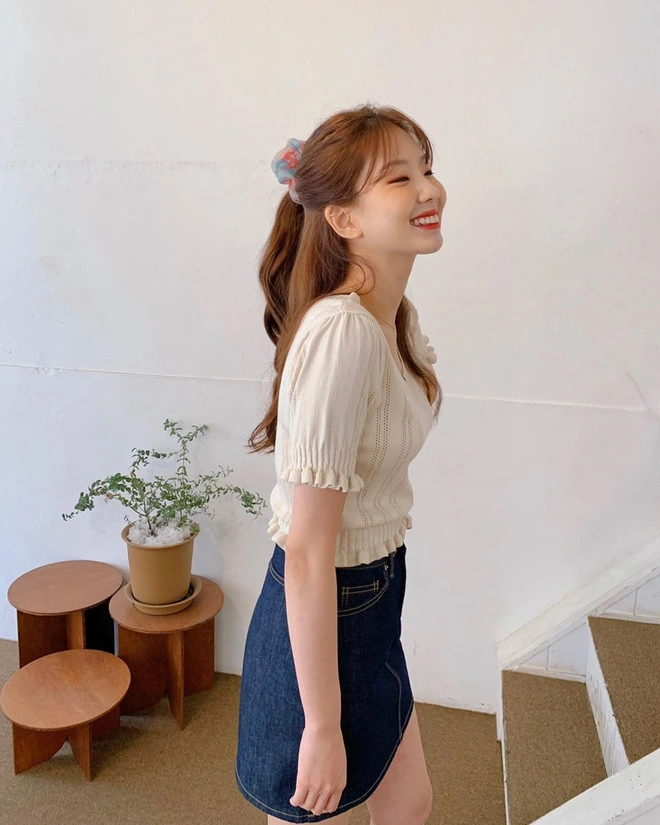 5 cách buộc tóc thu gọn gương mặt, lên hình amp;#34;sống ảoamp;#34; tuyệt xinh mà chị em nào cũng nên biết  - 4