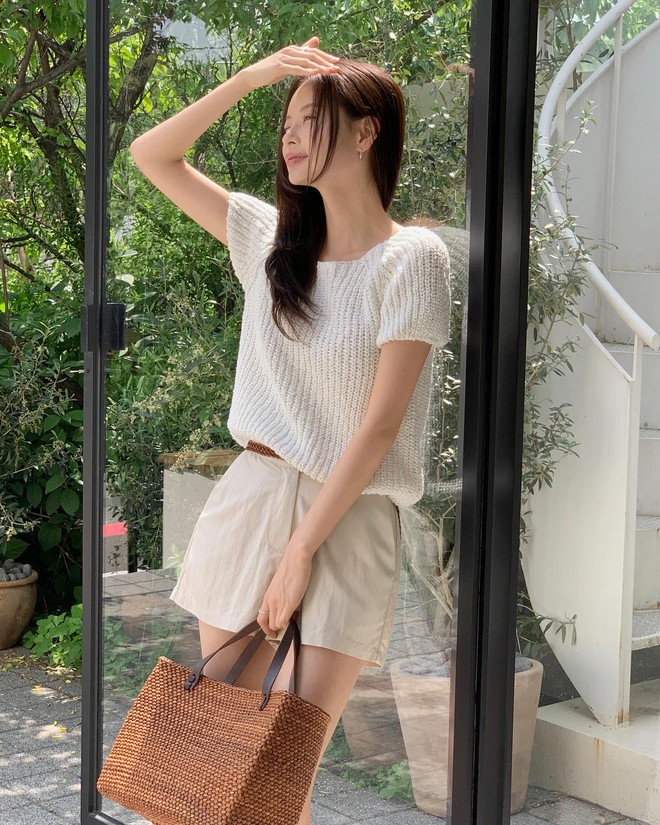 4 kiểu áo amp;#34;tinh hội hội tụamp;#34; mà dân công sở rất mê, mặc từ mùa xuân đến mùa hè vẫn đẹp amp;#34;bất bạiamp;#34; - 7