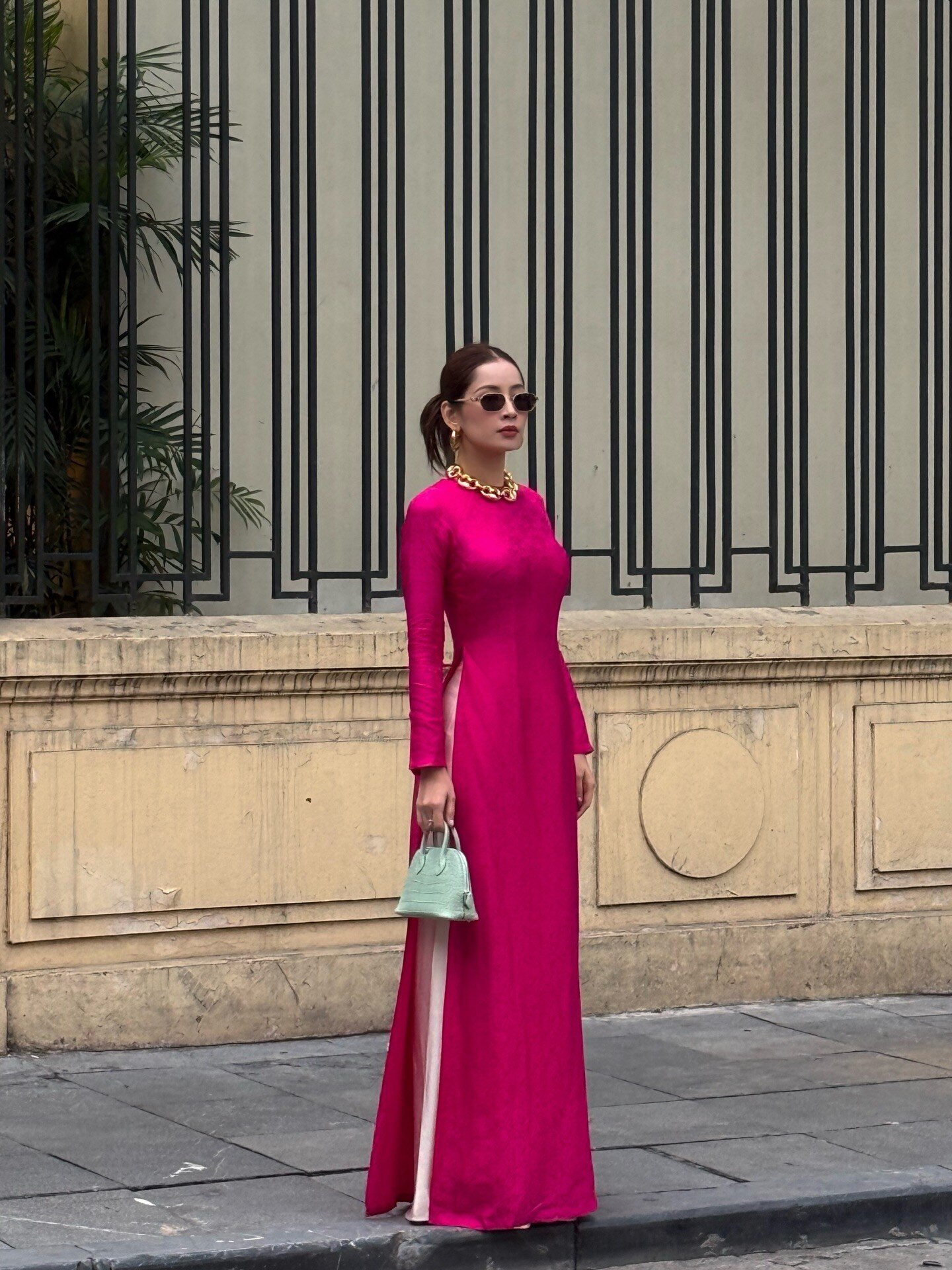 Chi Pu giữ đúng lời hứa “mỗi mùng một bộ”, xứng danh  “nữ thần áo dài” mùa Tết - 8