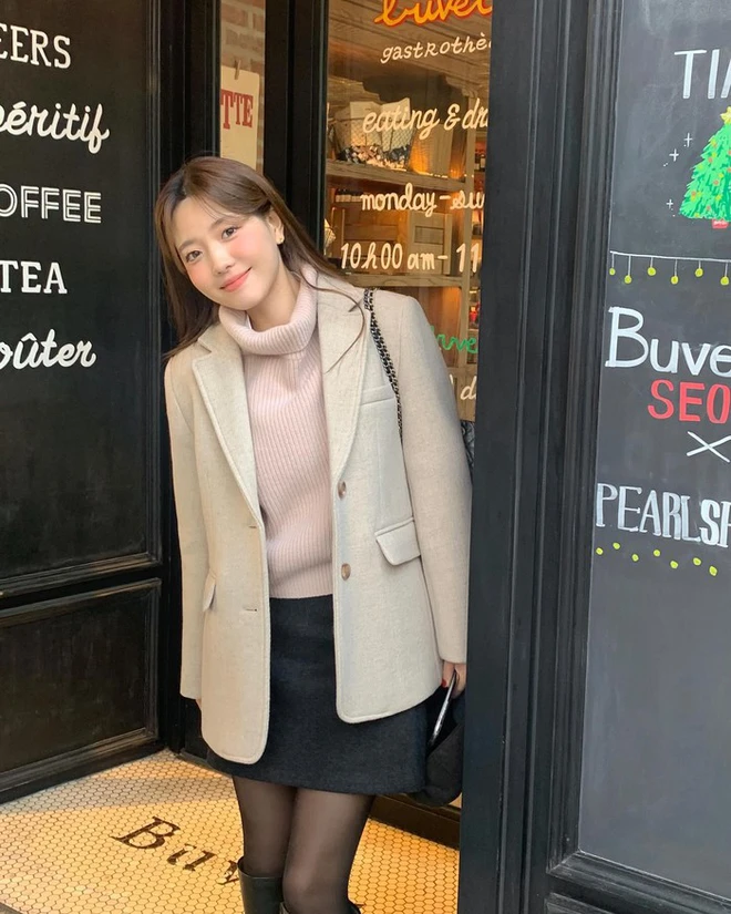 Đi làm sau kỳ nghỉ Tết, đây là 5 công thức phối đồ giúp chị em lúc nào cũng trẻ trung và chỉn chu hơn - 9