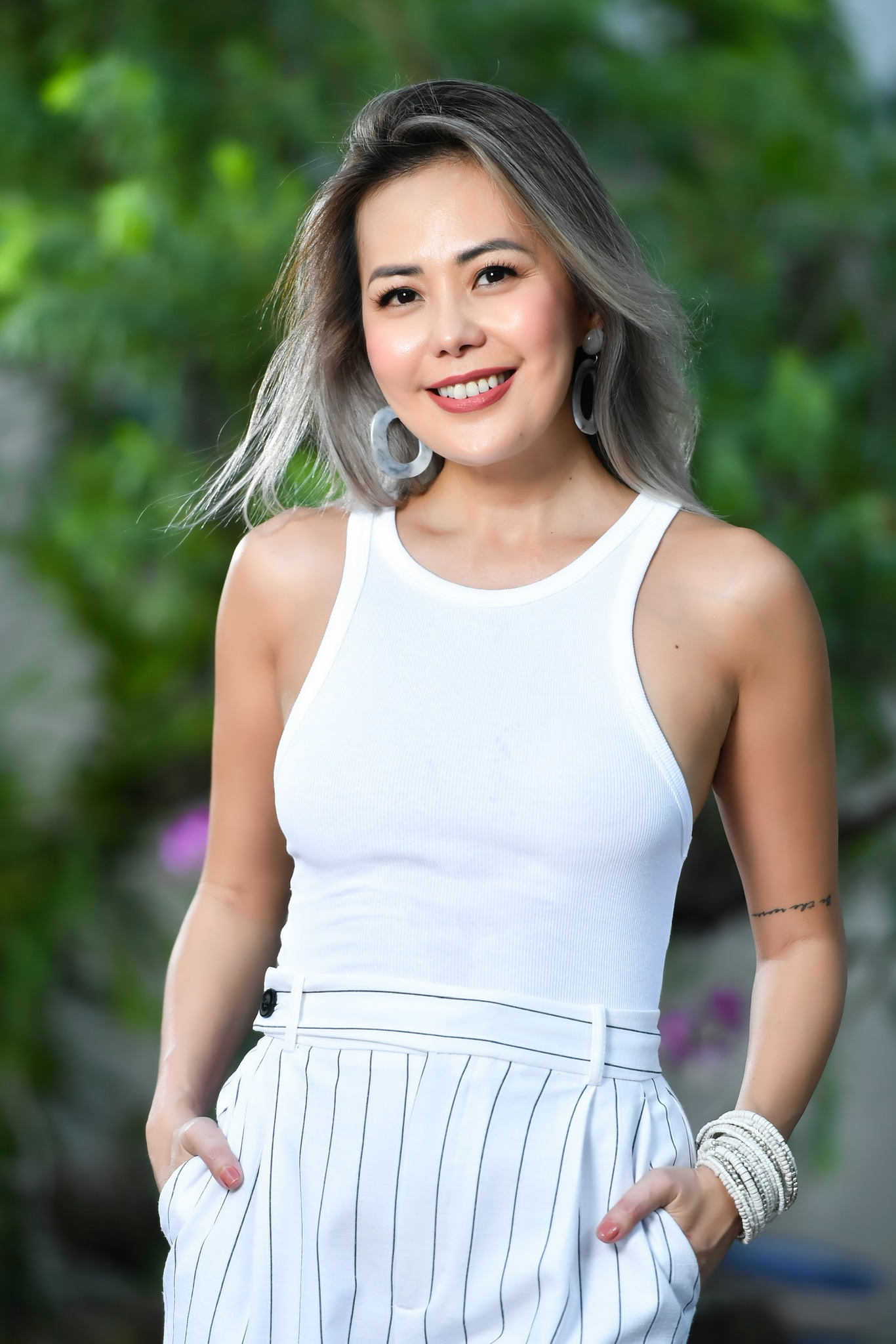 amp;#34;Chị gáiamp;#34; ít ai biết của Tăng Thanh Hà thi hoa hậu lọt Top 10, 45 tuổi ăn diện nóng bỏng hơn em - 5