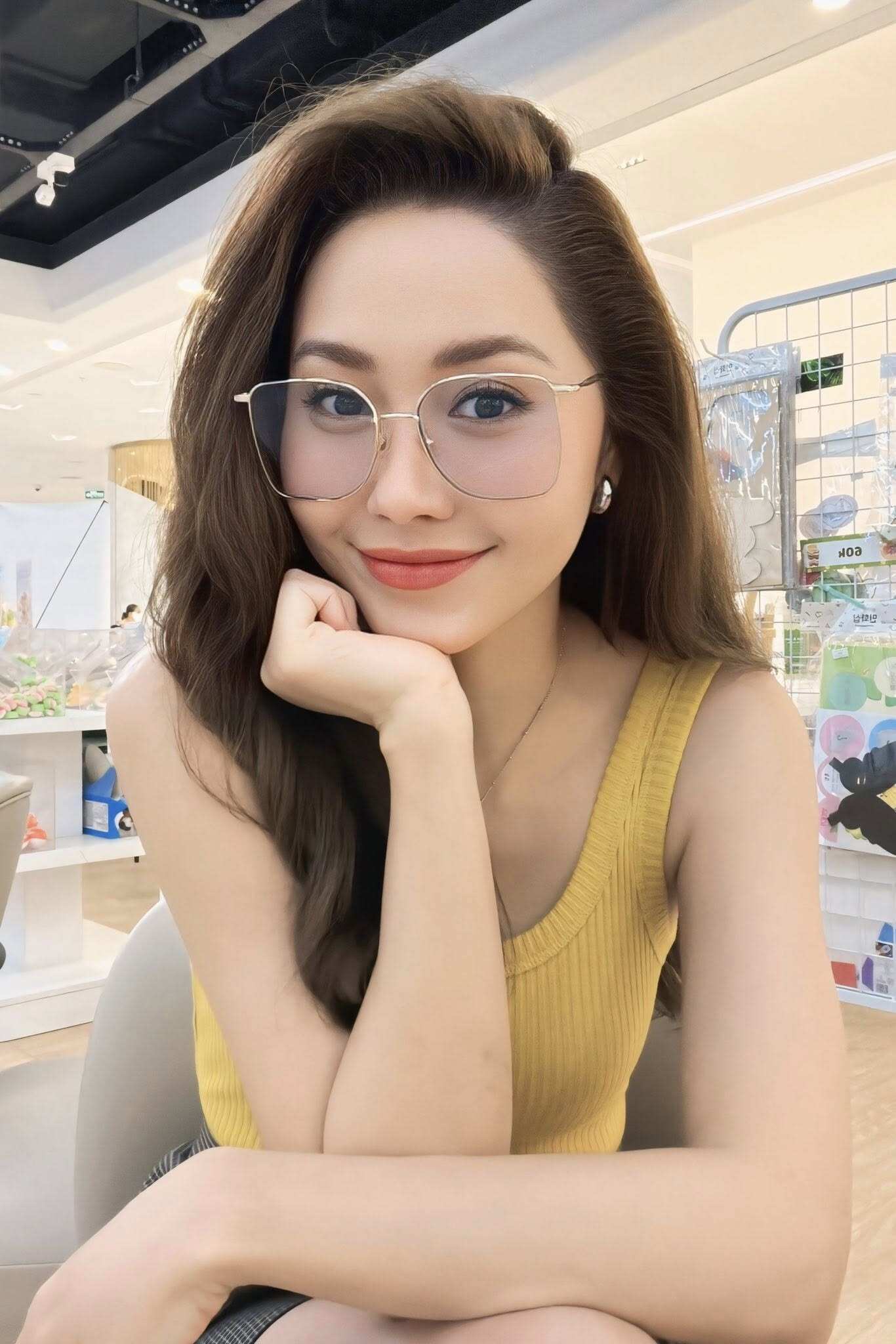 Mỹ nhân Việt amp;#34;trẻ mãi không giàamp;#34; từng suy sụp vì thẩm mỹ hỏng, U40 chuộng gợi cảm khoe body đẹp khó rời mắt - 5