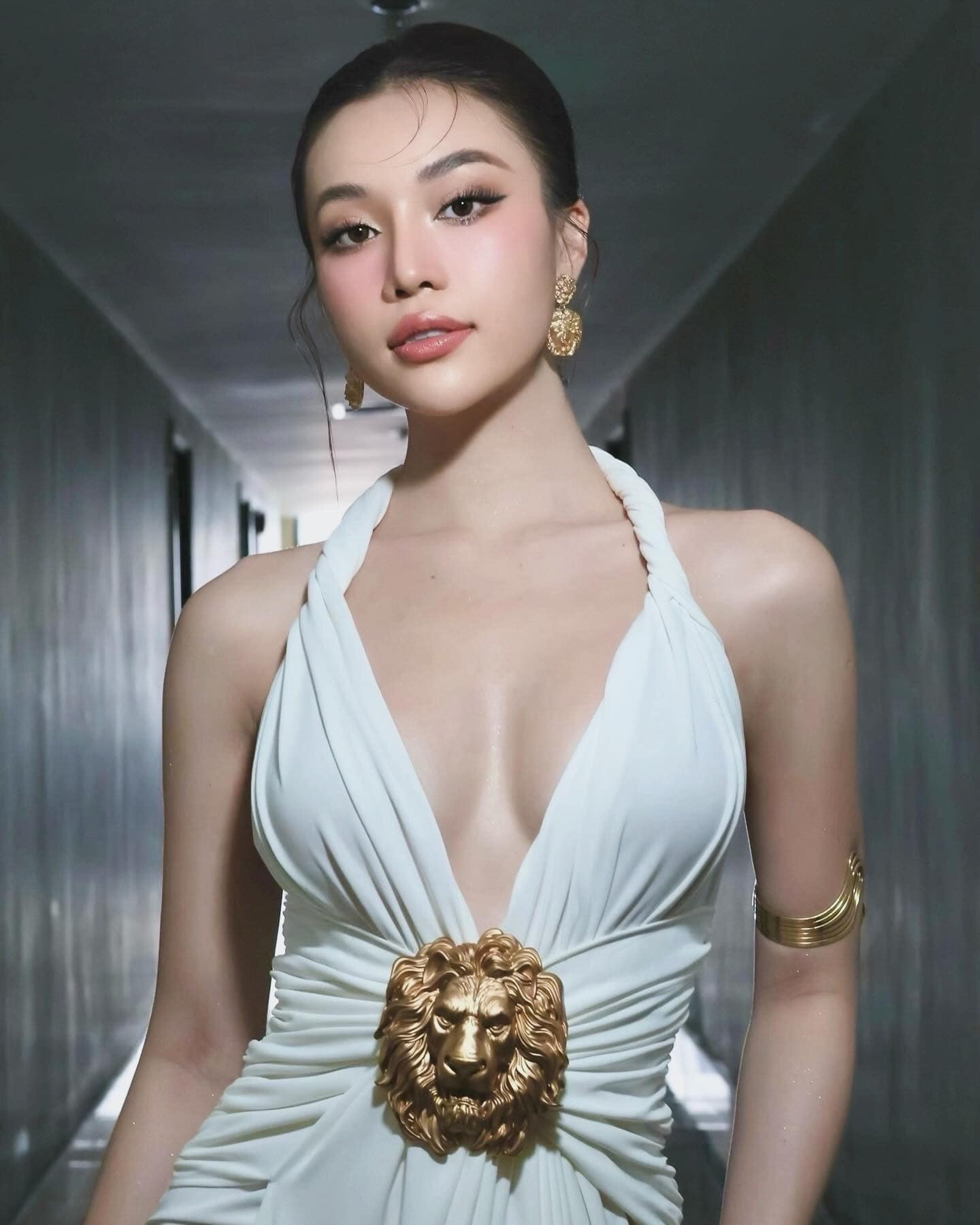 Mỹ nhân đóng amp;#34;cảnh nóngamp;#34; hot nhất lúc này: Visual tựa amp;#34;nữ thầnamp;#34;, chuộng mặc nóng bỏng khó rời mắt - 6