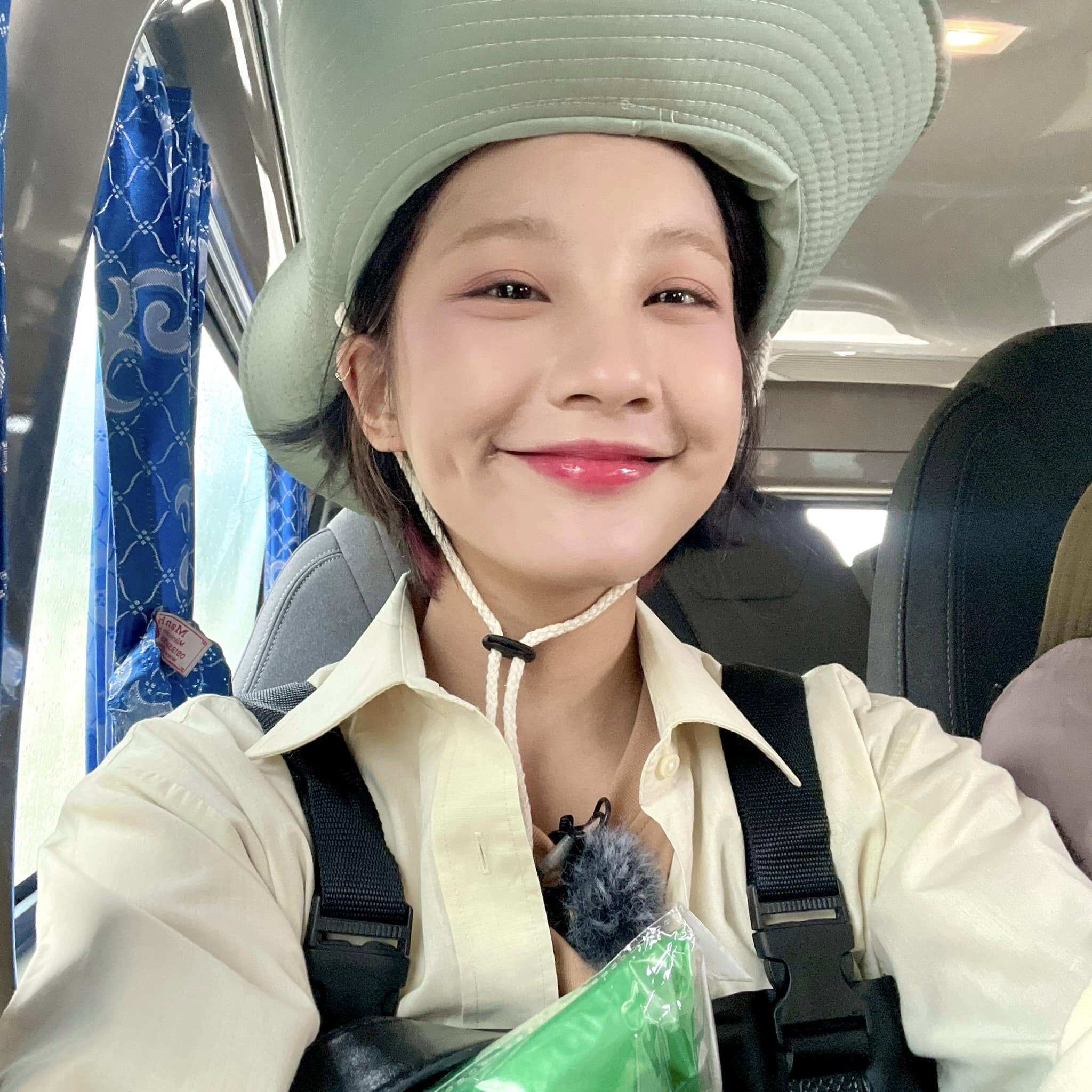 Hot girl người Tày cao chưa tới 1m60 là amp;#34;con dâuamp;#34; nghệ sĩ Vân Dung, nhan sắc đời thường khiến dân tình ngỡ ngàng - 3