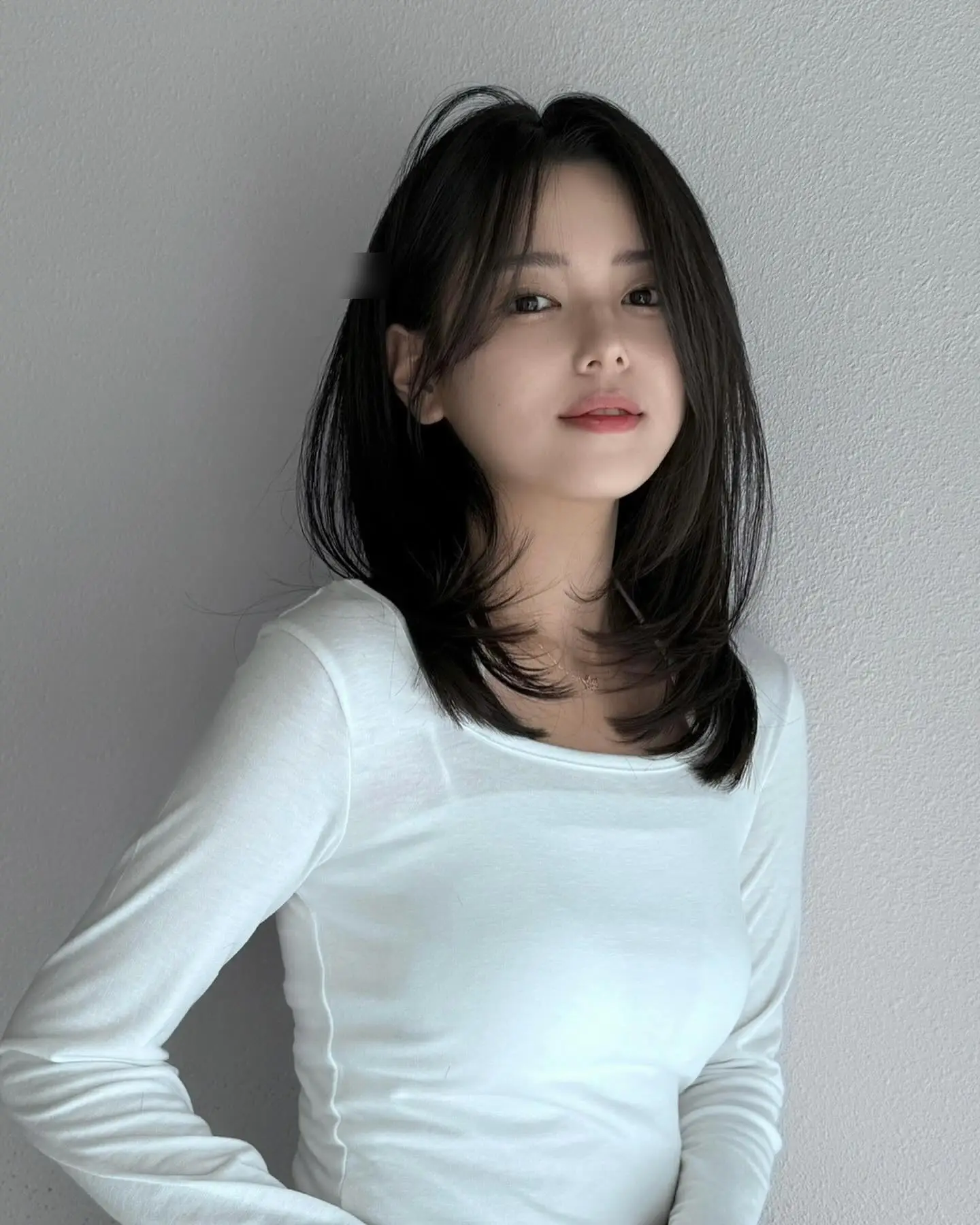 Tóc layer đang amp;#34;gây sốtamp;#34; năm nay: Cắt 4 kiểu này amp;#34;ăn gianamp;#34; tuổi khéo lại hợp nhiều dáng mặt - 8