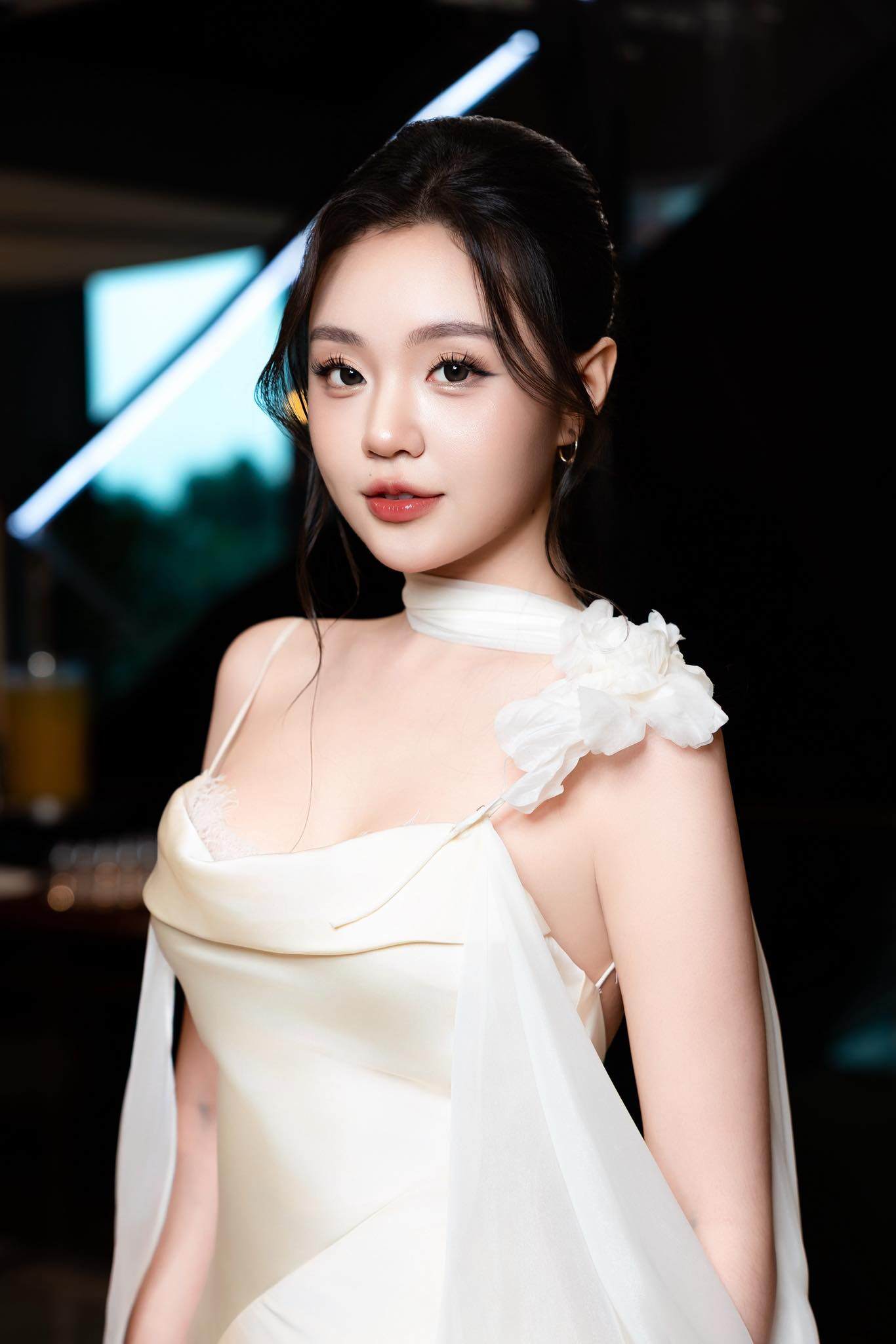 Mỹ nhân đầu tiên lọt Top 20 Miss World Vietnam 2025: Nhan sắc xinh như hoa, ngó amp;#34;pro5amp;#34; mới ngỡ ngàng - 4