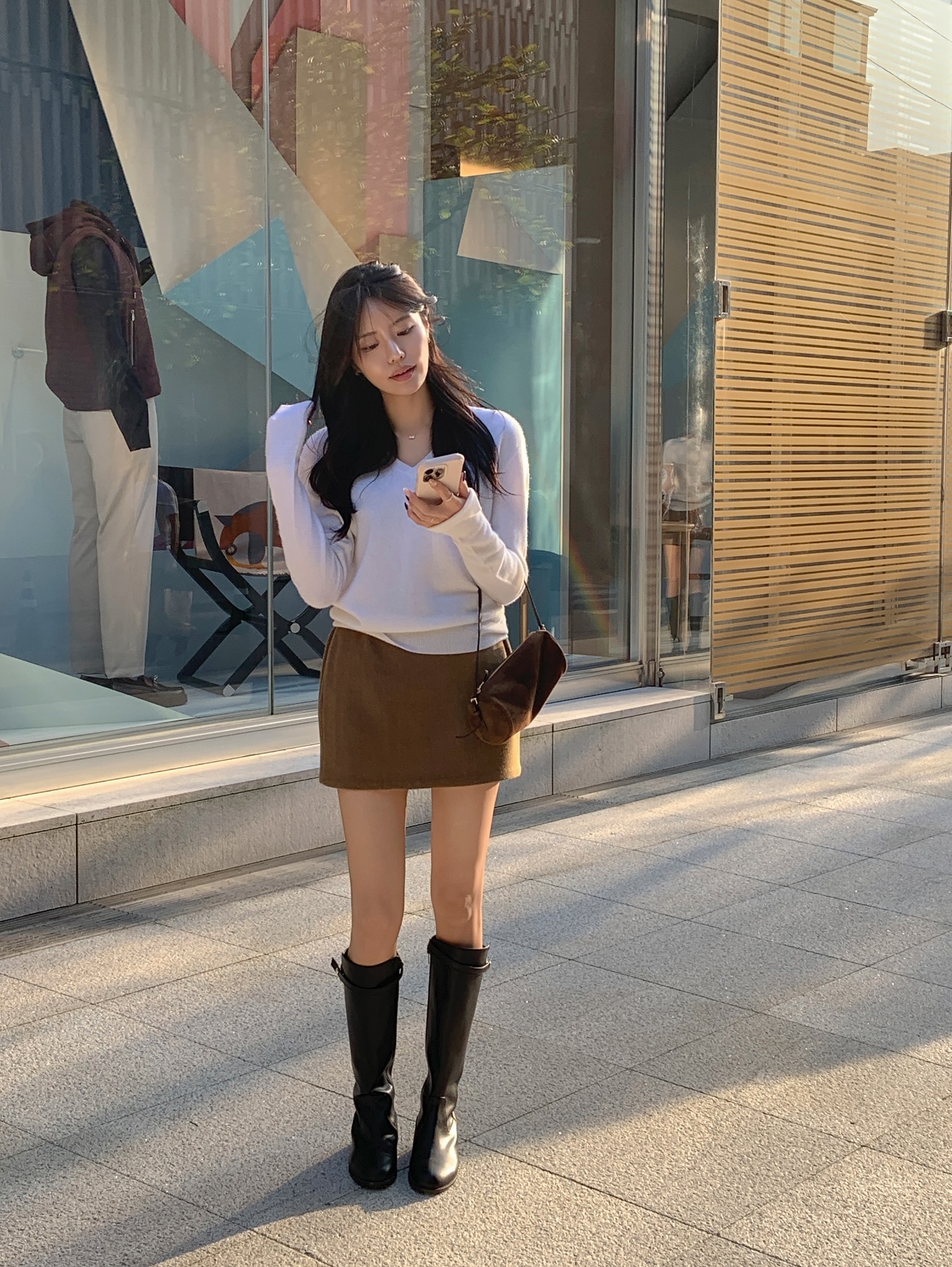 Tết thích mặc chân váy, 4 kiểu này chính là lựa chọn của chị em, cực dễ phối mà amp;#34;sống ảoamp;#34; vẫn đẹp lung linh - 11