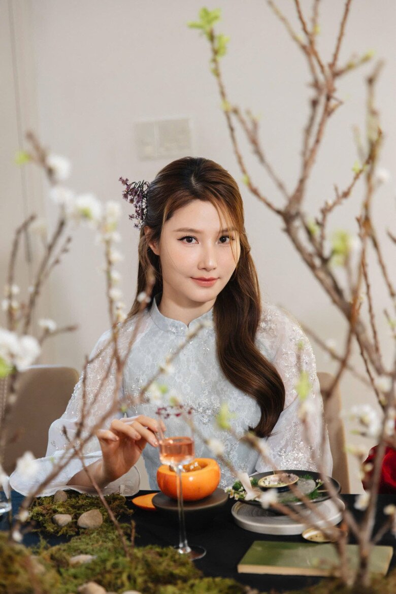 Visual đẹp không tì vết của Diễm My ở tuổi 36.