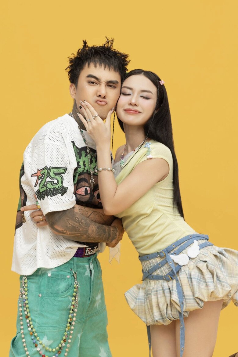 Sau nhiều thăng trầm, Cindy Lư tận hưởng cuộc sống hạnh phúc bên Đạt G và hai cô con gái.