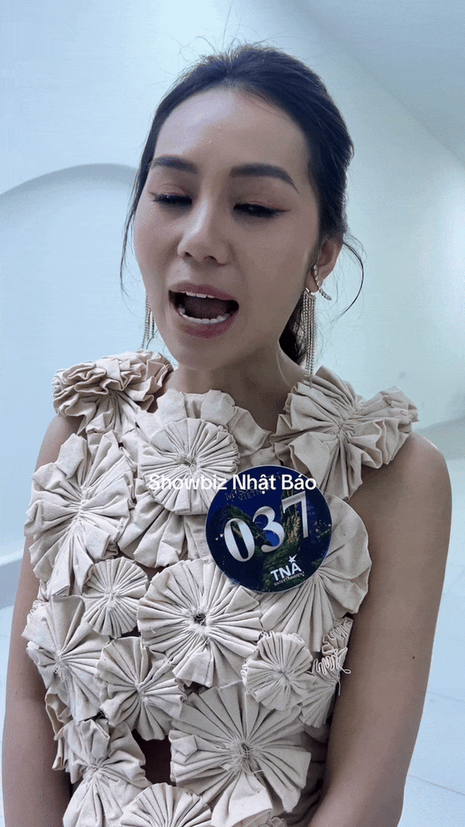 Nhan sắc camera thường của Á hậu Hoàng Kim Chi khiến dân tình dậy sóng.