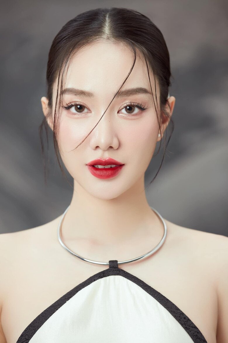 Nhan sắc hiện tại của Hồng Tuyết khiến nhiều người xuýt xoa.