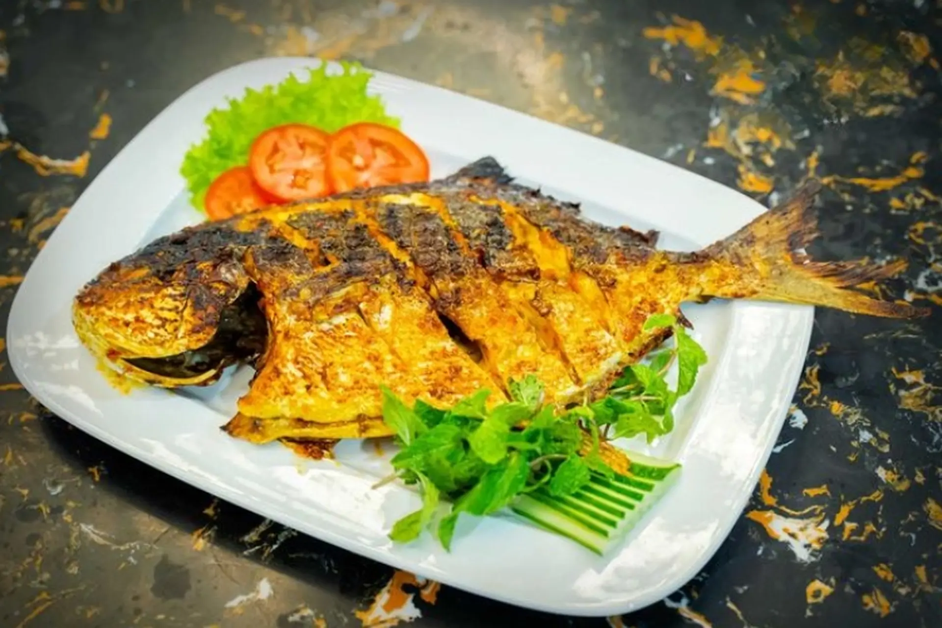 C&aacute; chim v&agrave;ng anh nướng muối ớt, m&oacute;n ăn đậm đ&agrave;, b&eacute;o ngậy