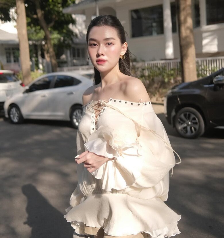 Mỹ nhân Hà thành mặc đẹp như amp;#34;sách mẫuamp;#34;, có 10 outfit dạo phố chuẩn sang xịn mà chị em phải học hỏi - 10