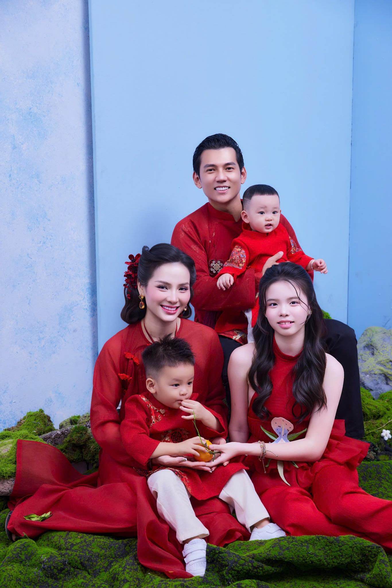 Tổ ấm hạnh phúc của Lý Bình và Phương Trinh Jolie sau 4 năm kết hôn. 