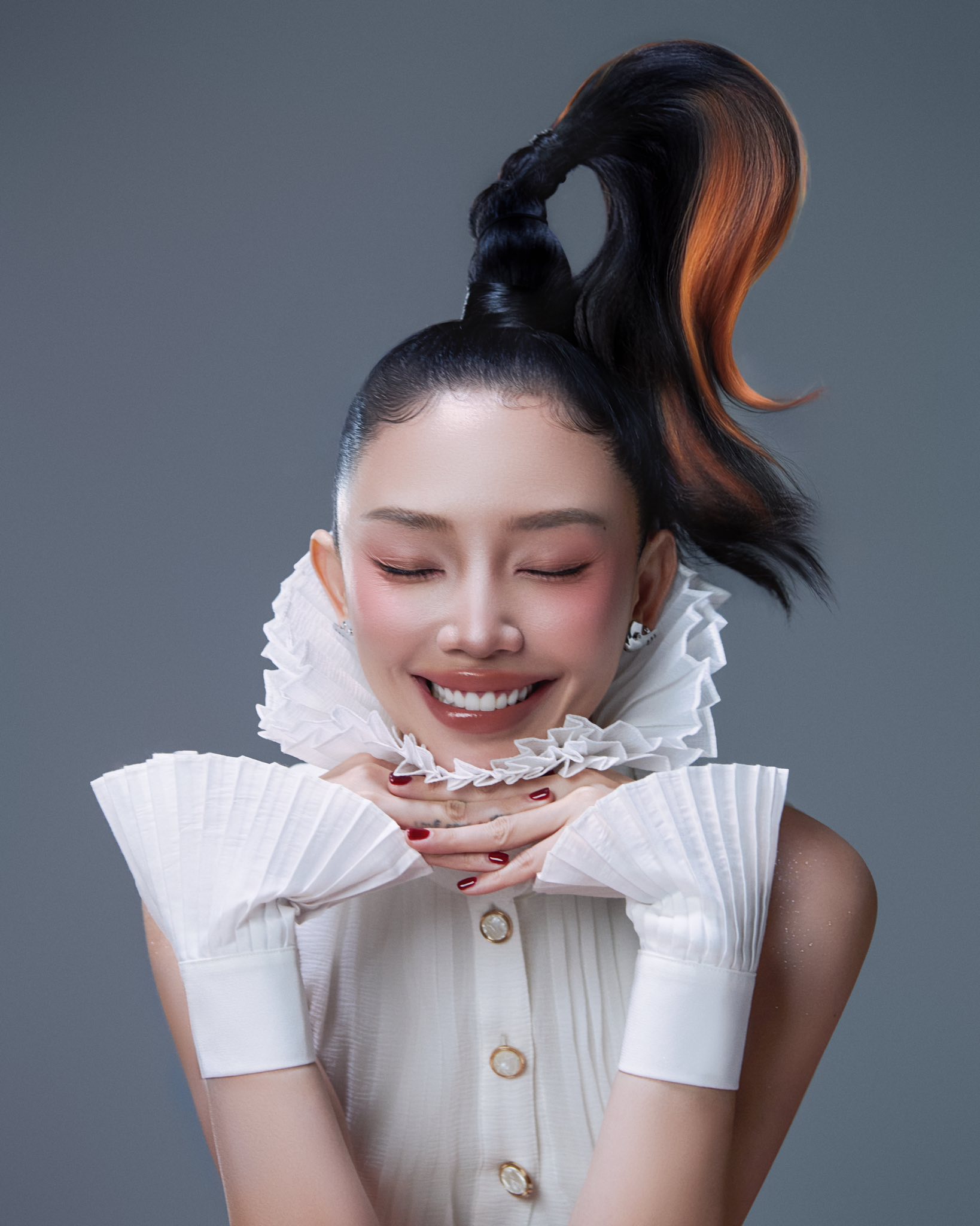 Tóc Tiên ở tuổi 37 có sắc vóc amp;#34;hack tuổiamp;#34; ngỡ ngàng ra sao? - 11