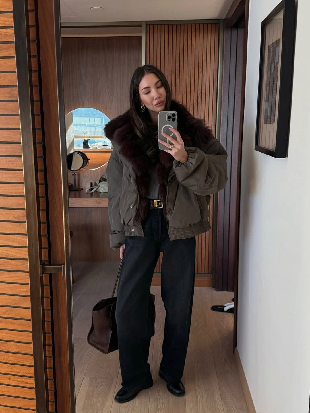 Mặc sao để mỗi ngày đến công ty vừa đẹp lại amp;#34;chanh sảamp;#34;? Học lỏm 5 nguyên tắc vàng từ blogger thời trang - 3