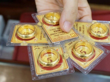Giá vàng trong nước tăng - giảm thất thường