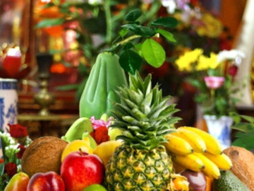 Khung giờ đẹp thắp hương ngày mai - Rằm tháng Giêng năm Bính Ngọ, 3 việc cần làm ngay để đón phước lành