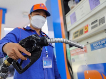 Giữ nguyên giá xăng dầu, tiếp tục chi mạnh quỹ bình ổn tới 5.000 đồng/lít