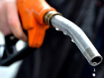 Giá xăng dầu hôm nay 29/3: Dầu thế giới tiếp đà tăng