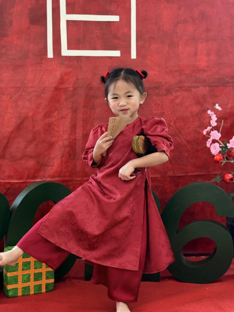 16 tháng tuổi nói tiếng Anh vanh vách, con gái MC nổi tiếng VTV giờ 3 tuổi chuẩn tiểu thư giỏi giang - 5