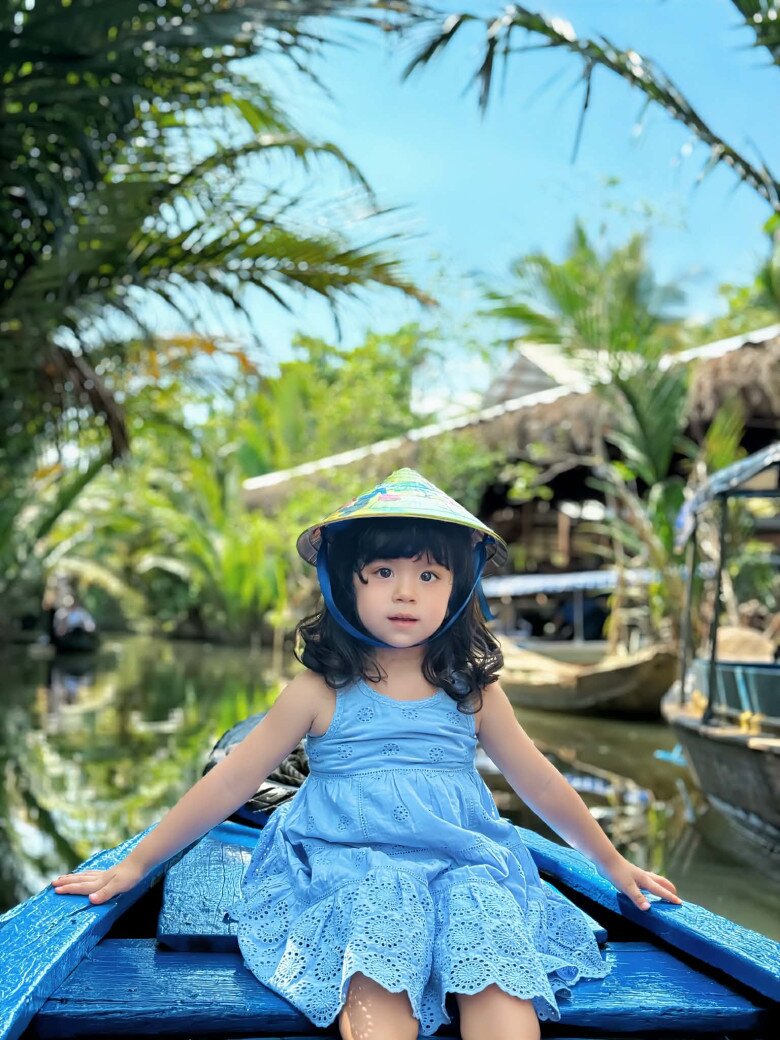 Phải lòng chàng phi công ngoại quốc, hotgirl TVHK Hưng Yên đẻ con gái cực phẩm, tấm tắc nuôi con ở Dubai sướng - 6