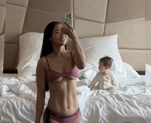 Video vừa chăm con vừa khoe body của nàng hotmom viral MXH.