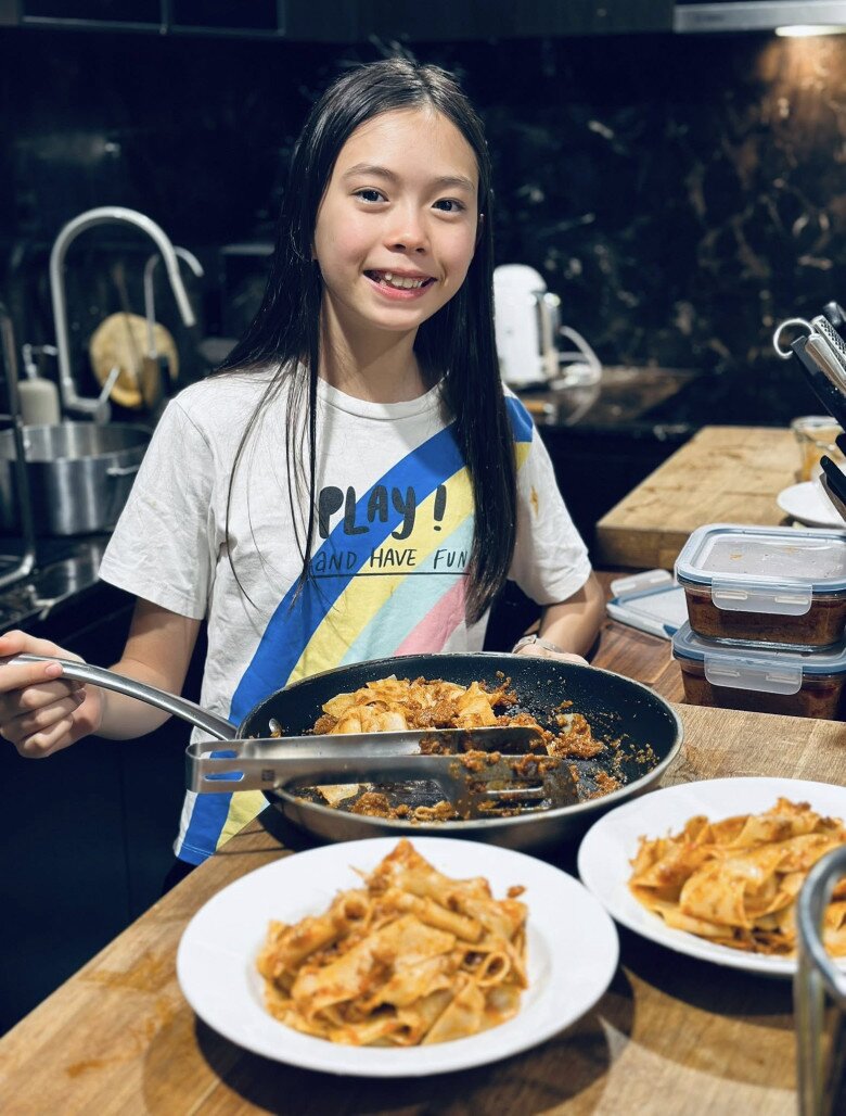 Con gái lai Tây học trường quốc tế 900 triệu/năm, Đoan Trang tự hào khoe loạt thành tích ái nữ khiến ai cũng nể - 5