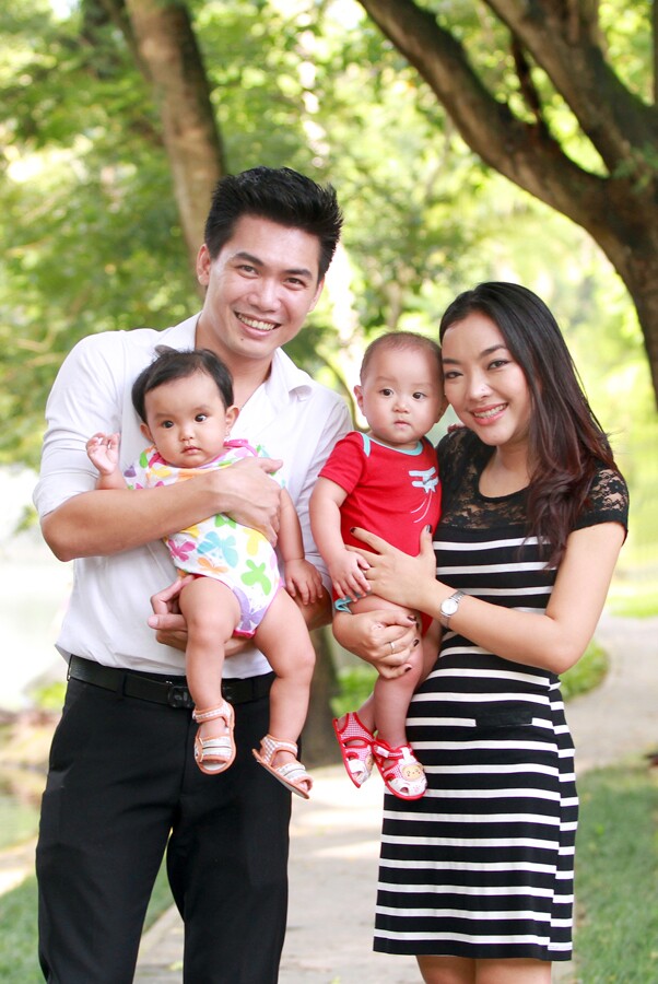 Nữ NSƯT mang hàm Thượng tá, lấy chồng Pakistan sinh đôi 1 trai 1 gái, đẻ xong đẹp nõn nà khiến chồng yêu say đắm - 4