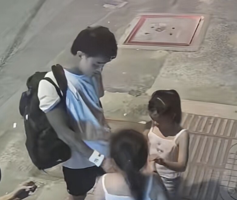 Xôn xao đoạn camera ghi lại cảnh Đạt G đối xử với con riêng của Cindy Lư trước cửa nhà - 4