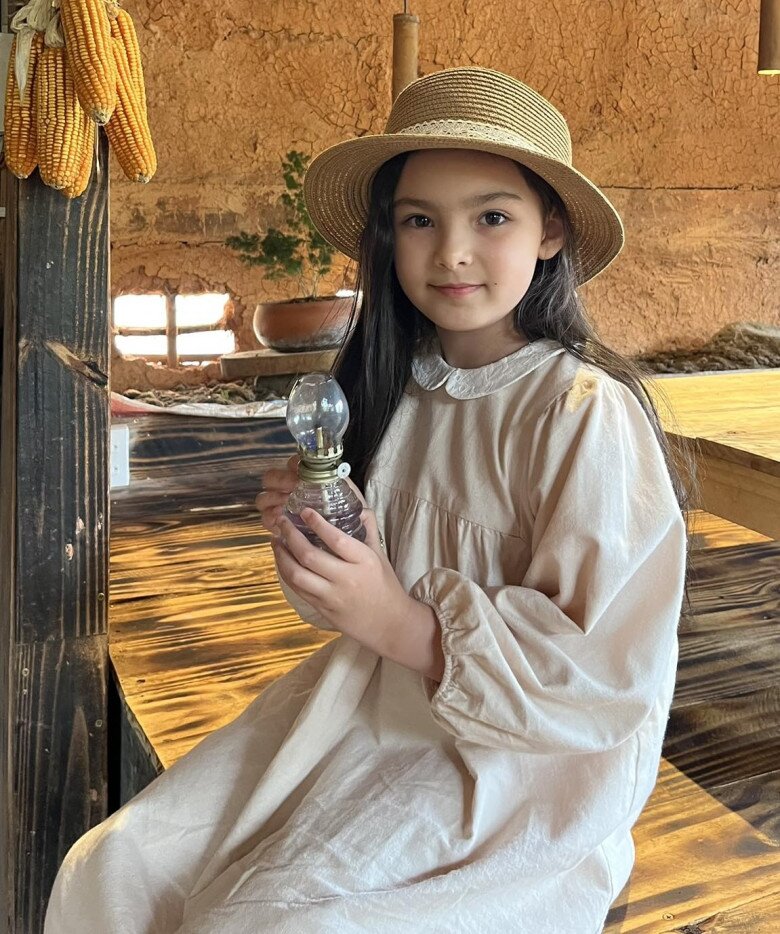 Diện mạo con gái lai Tây ít người biết của Song Luân: xinh như Hoa hậu, mắt to, da trắng sáng cuốn hút - 7