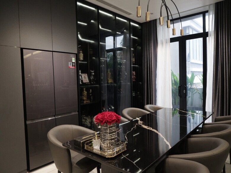 Được ông bà cho đất, cặp vợ chồng 9X Hà Nội tích cóp tiền xây nhà 3 tầng tone đen - trắng cực sang trọng - 5