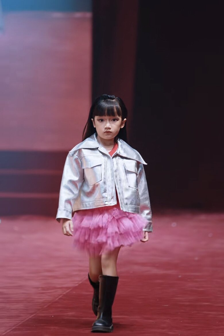 Khoảnh khắc trong tiệc sinh nhật riêng tư của con gái Nhã Phương khiến dân tình thốt lên: “Không ai bằng Trường Giang” - 6