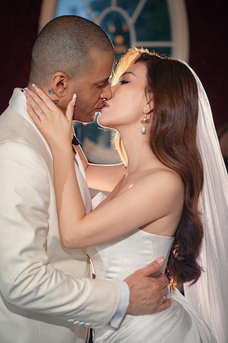 Mẹ đơn thân Cần Thơ chặn liên lạc khi nhạc công Cuba hơn 15 tuổi theo đuổi, cuối cùng phải lòng sau lần ở bệnh viện - 2