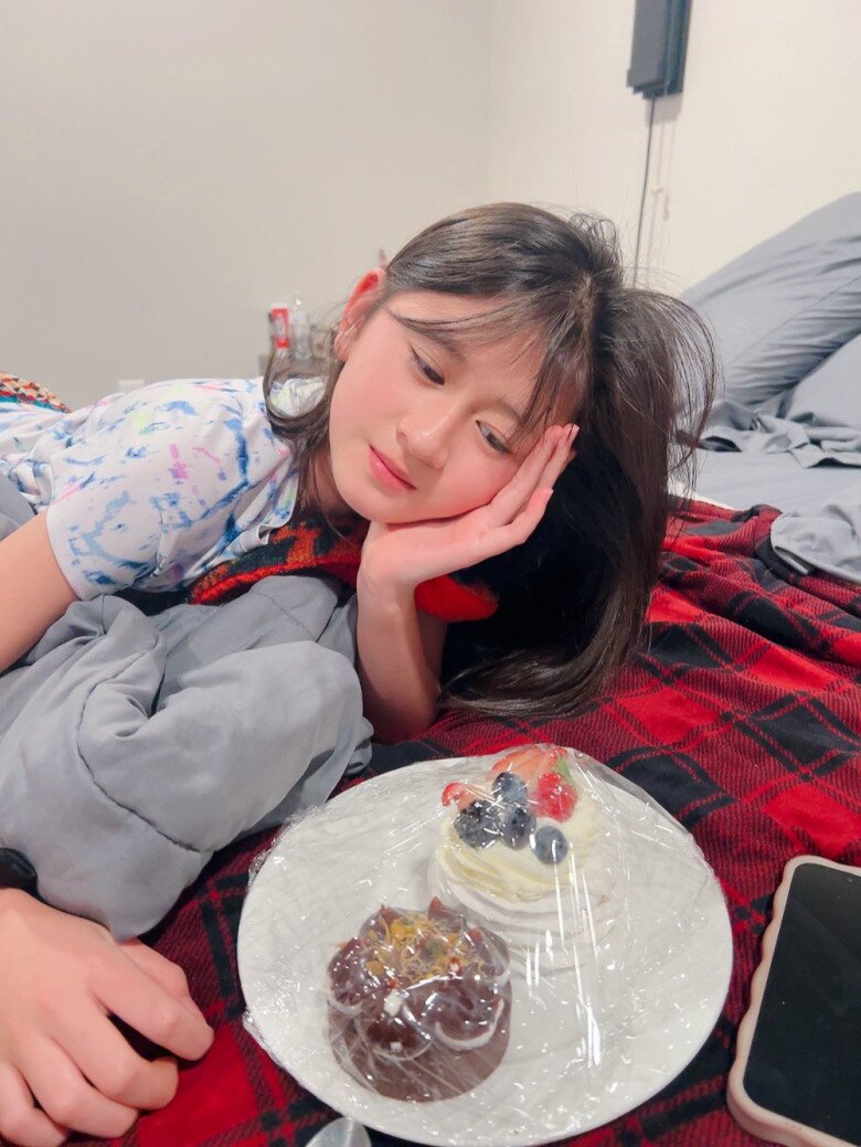 Nhận không ra con gái Trang Trần sau 2 năm qua Mỹ định cư, dậy thì xinh như gái Tây - 8