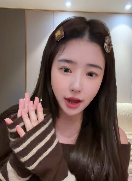 Mỹ nhân 9X xinh đẹp làm mẹ đơn thân.