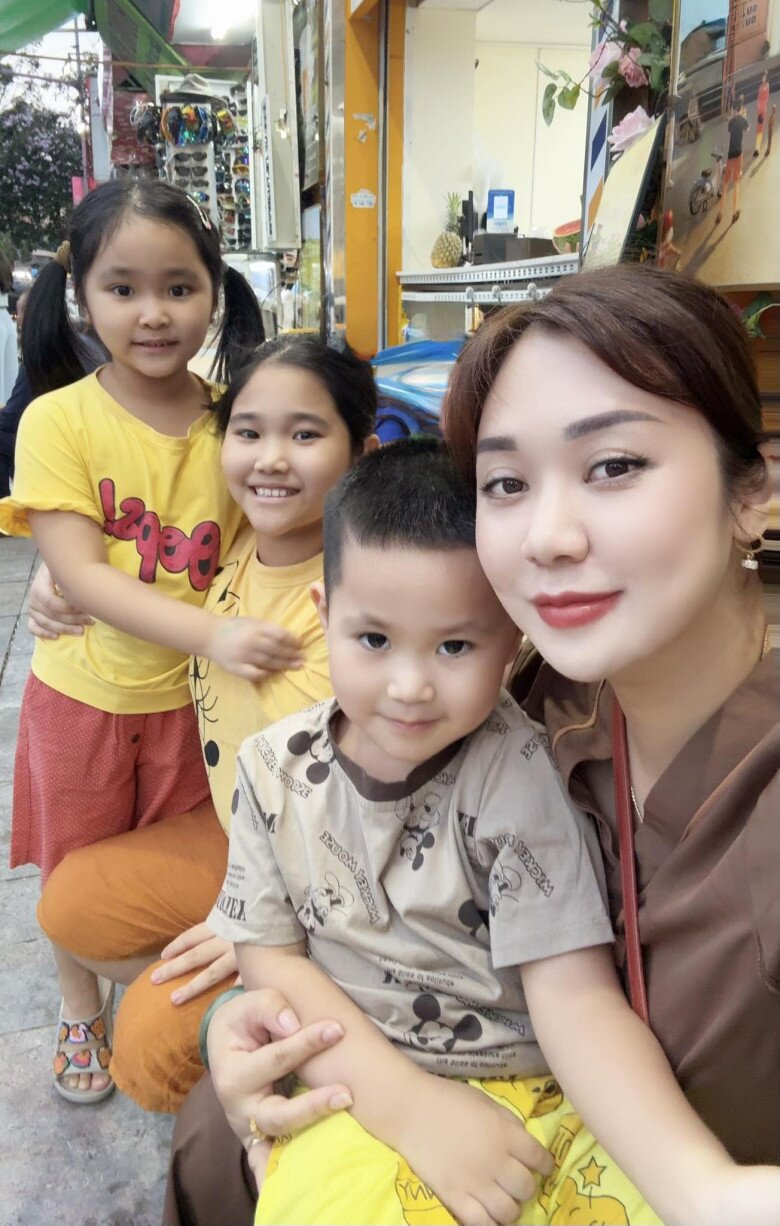 Nữ Thiếu tá đứng sau thành công của Giám đốc Nhà hát chèo Tự Long: amp;#34;Ngày Tết, anh Long nấu món vợ thích, giành chơi với con” - 5