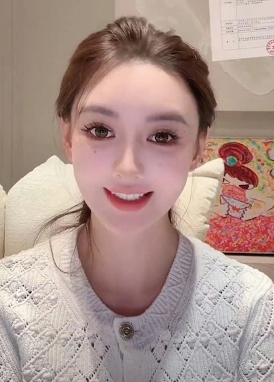 Mẹ bỉm livestream b&aacute;n h&agrave;ng