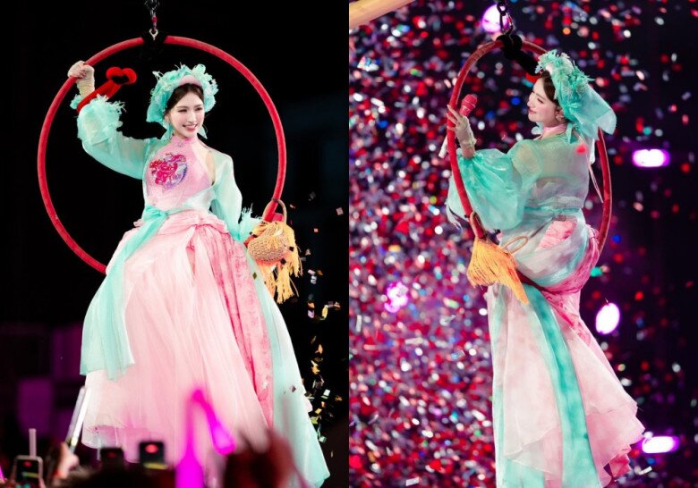Các tiết mục của cô đều để lại ấn tượng với khán giả.