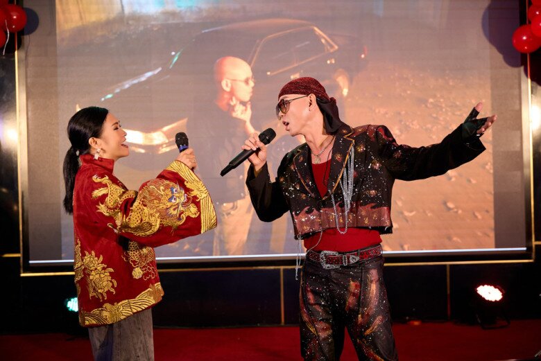 Phương Thanh đồng hành trong chuỗi dự án của Phan Đinh Tùng.