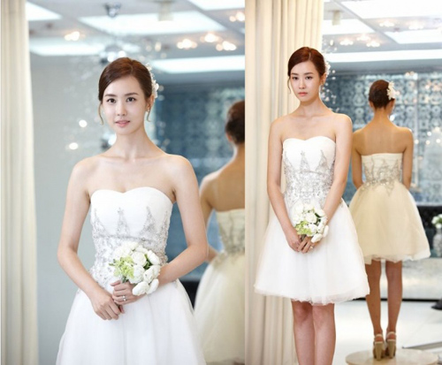 Váy cưới Satin phong cách Hàn Quốc. Đầm cô dâu thiết kế cổ vuông tay lỡ  sang trọng | Shopee Việt Nam