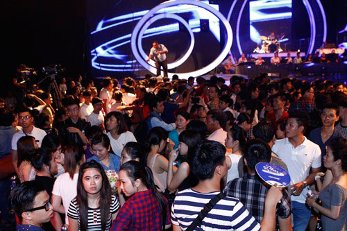 Nhật Thủy trở thành Thần tượng âm nhạc Việt Nam 2013 - 41