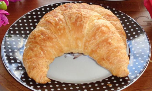 Tự làm bánh sừng bò ngon như ngoài tiệm - 16