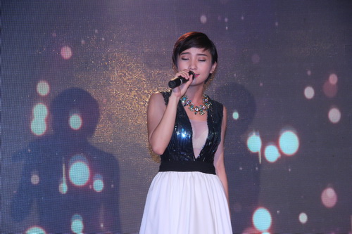 Duy Nhân được ủng hộ thêm 704 triệu đồng - 10