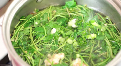 Cach nau canh rau ma : Học cách nấu canh rau má thanh mát